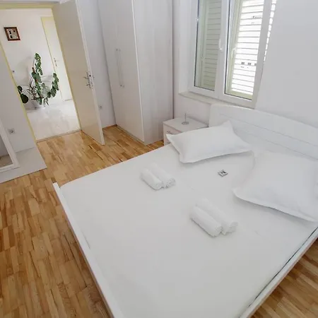 Apartments Jagoda Makarska Exterior photo